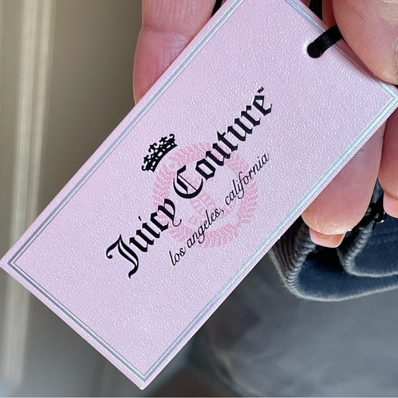 Juicy COUTURE Gray NWT V-Neck Top with Cut outs and Rhinestones Sz L - Picture 11 of 16